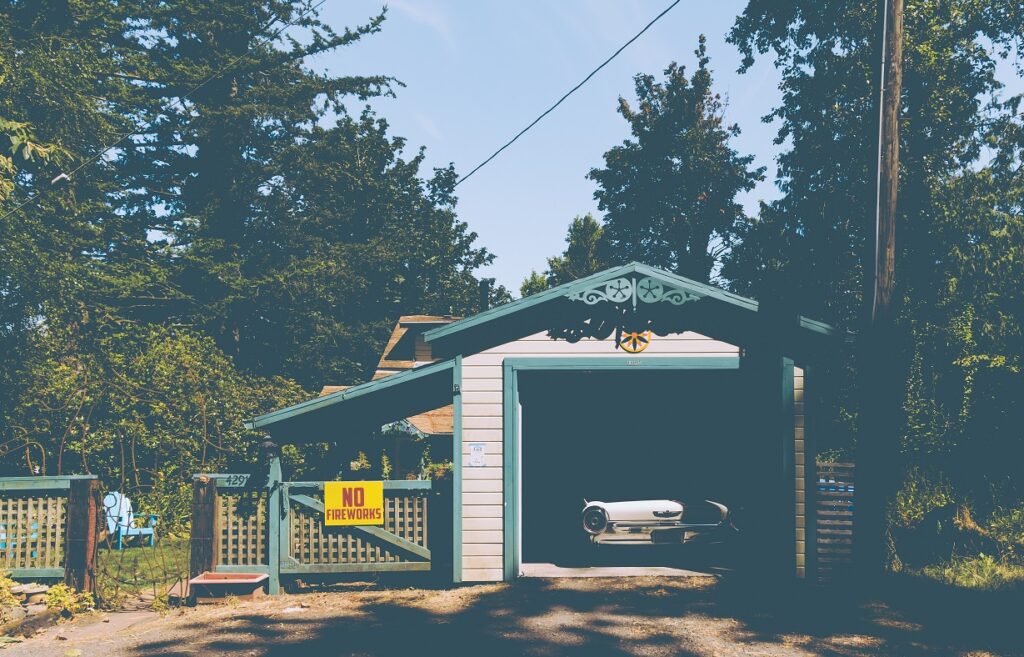 Mehr als nur ein Dach: Wie ein Holz-Carport Ihren Alltag verändert